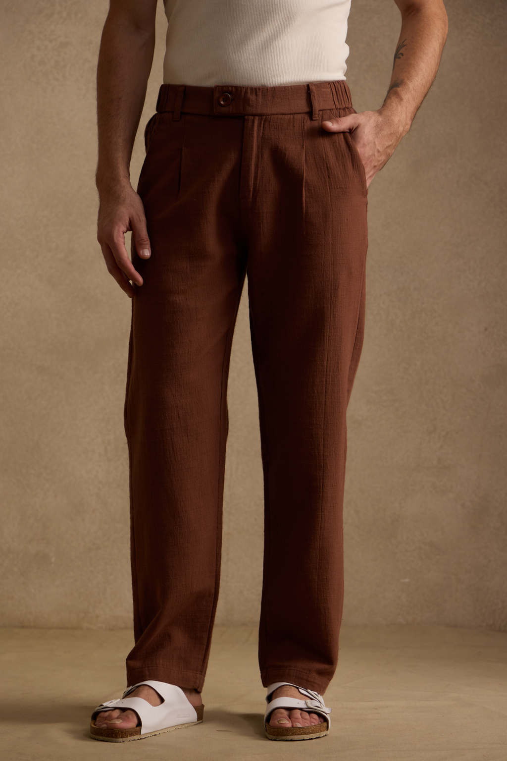 THE SEOUL LINEN PANTS IN EXPRESSO BROWN