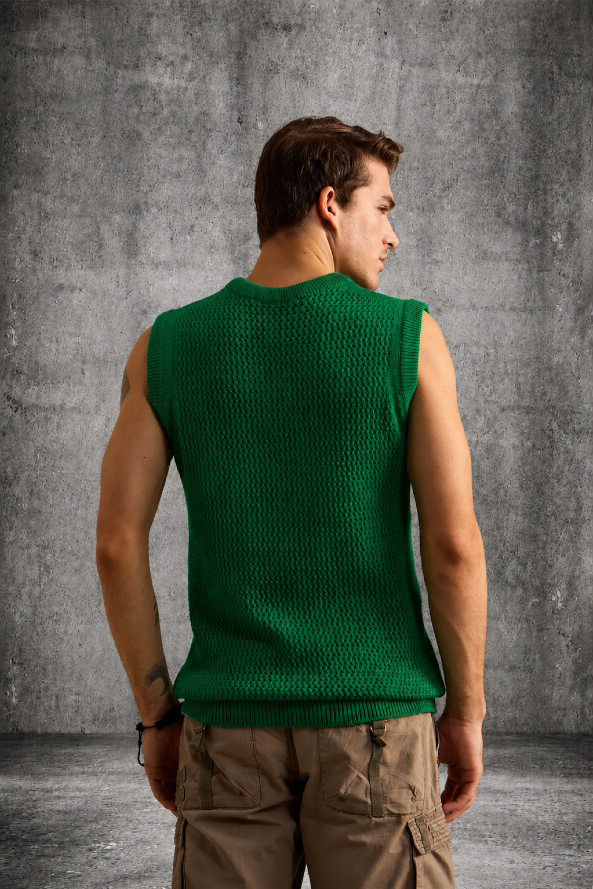 MESH KNIT TANK IN EMERALD GREEN