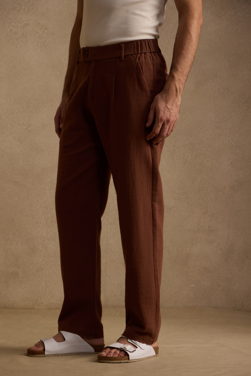 THE SEOUL LINEN PANTS IN EXPRESSO BROWN