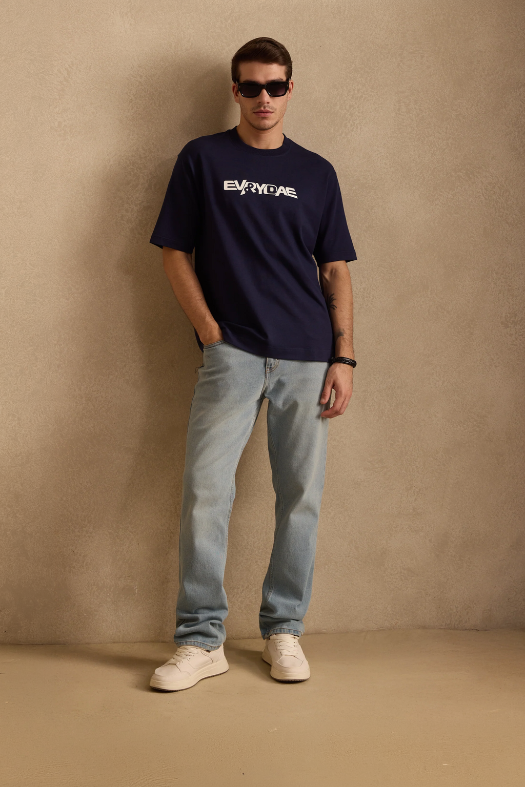 THE BAMBOO CREW TSHIRT IN ROYAL NAVY