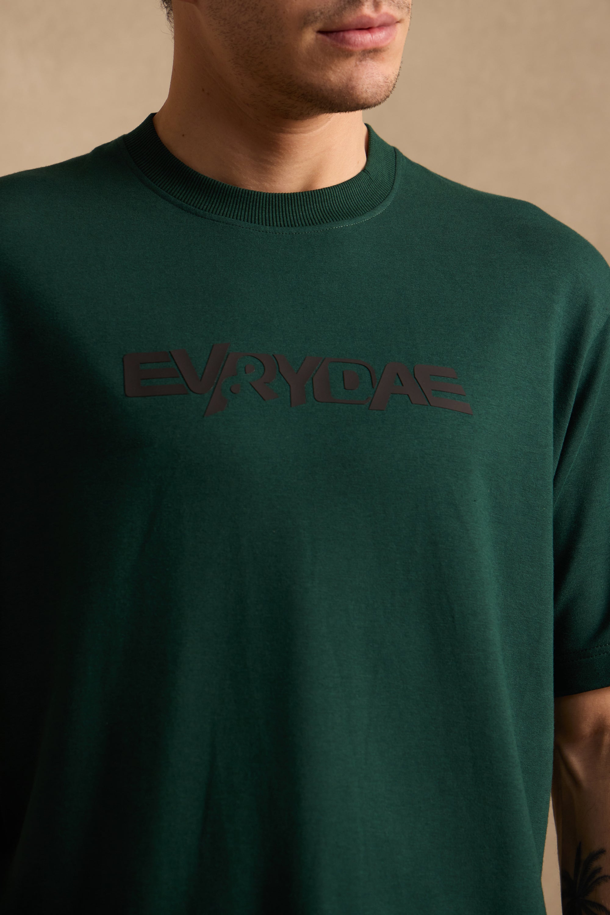 THE BAMBOO CREW TSHIRT IN FOREST GREEN