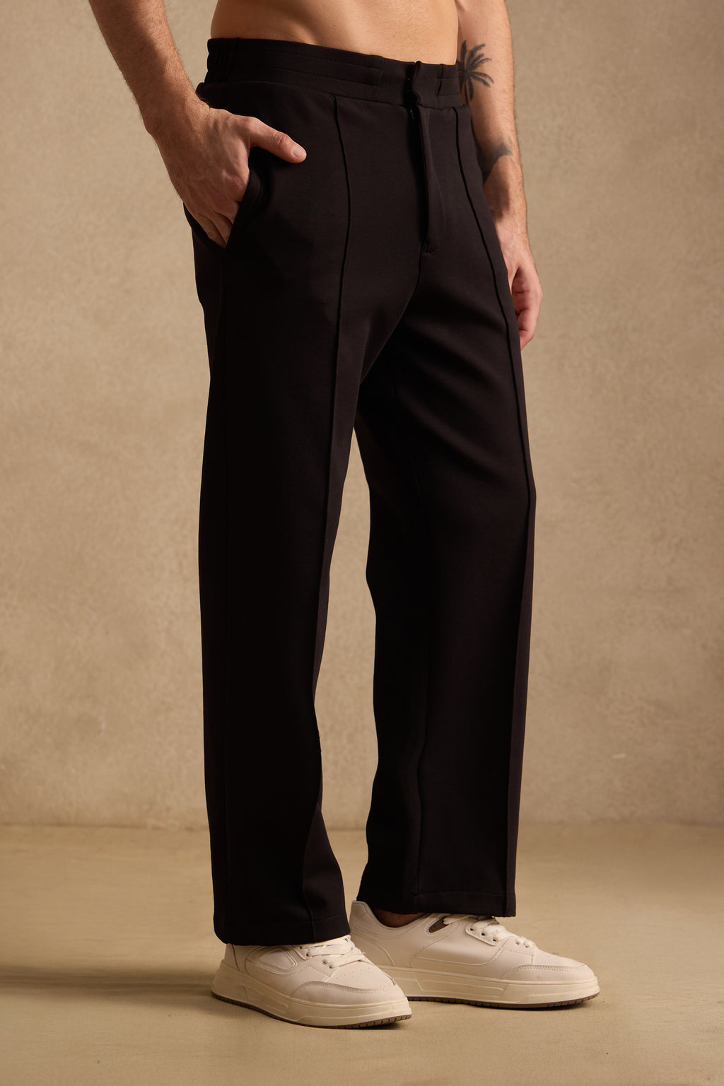 EVRYDAE PIN TUCK PANTS