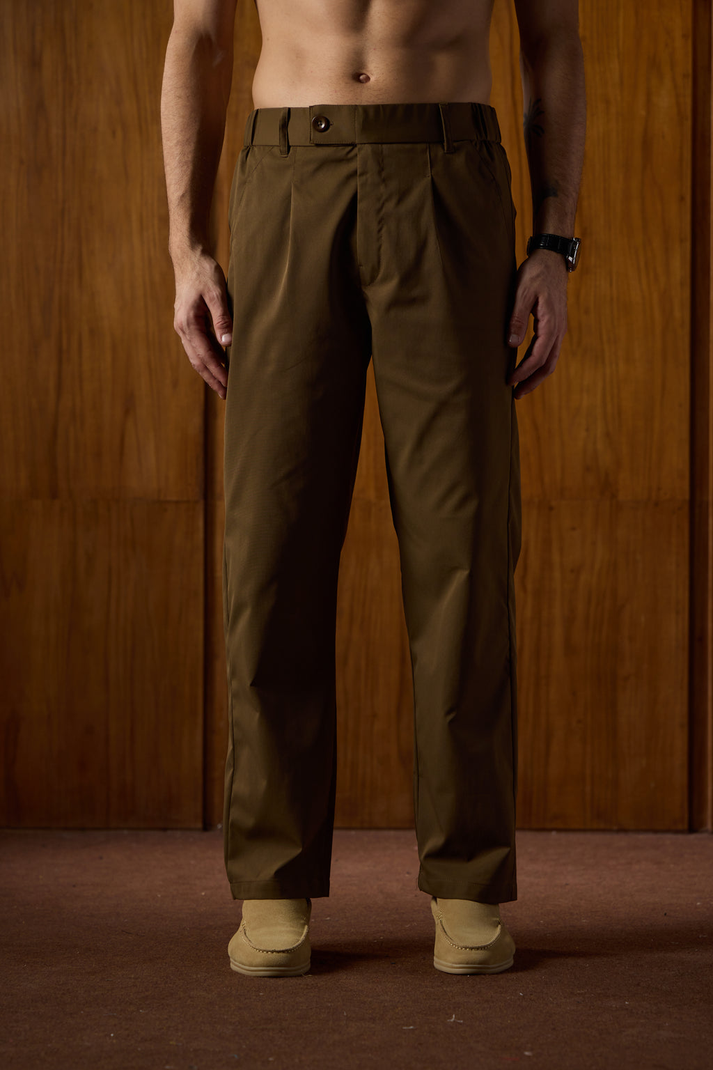 THE SEOUL AIR PANTS IN DEEP OLIVE