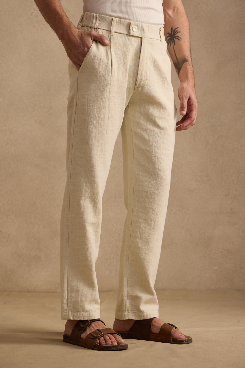 THE SEOUL LINEN PANTS IN LIGHT SAND