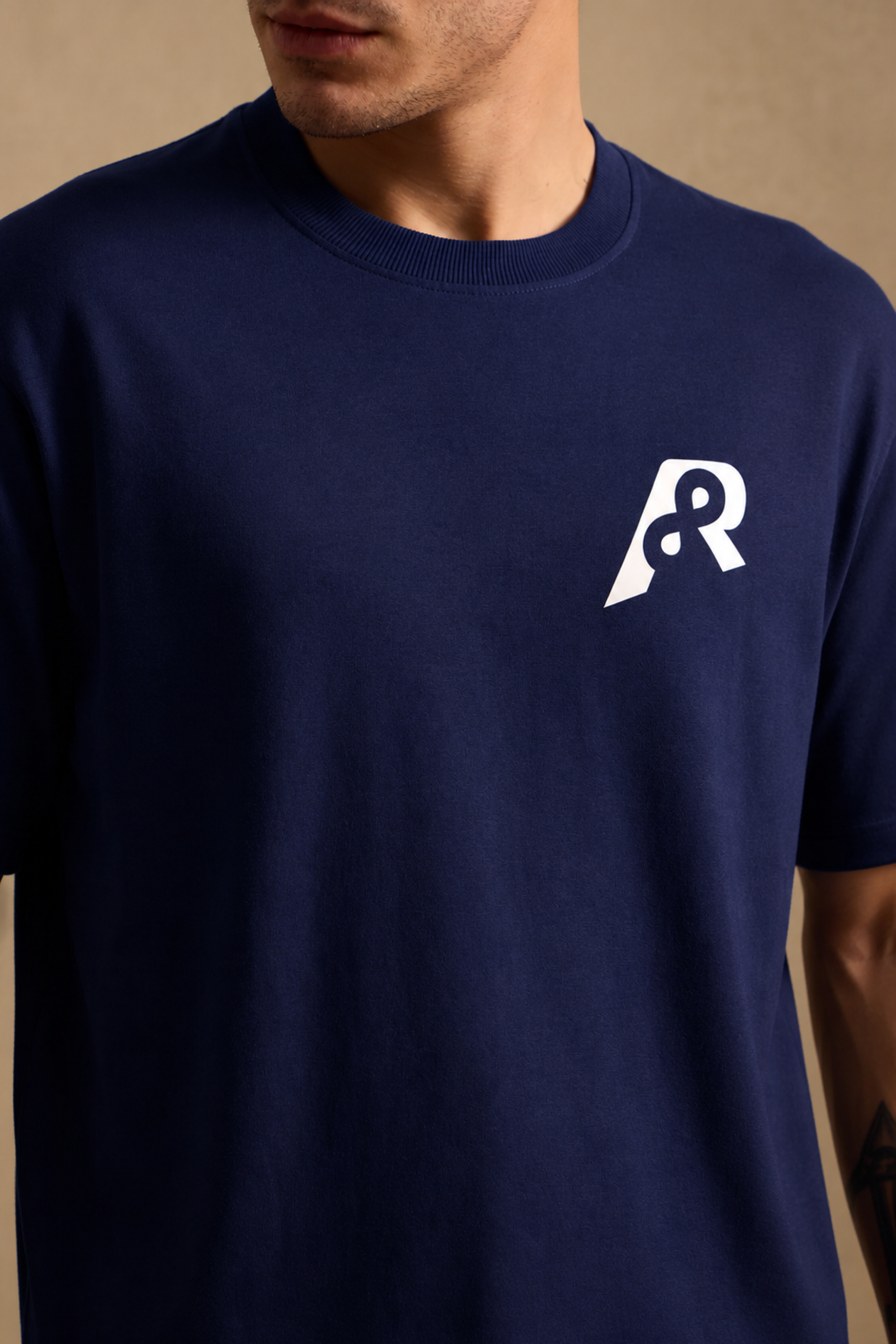 THE BAMBOO CREW TSHIRT IN ROYAL NAVY