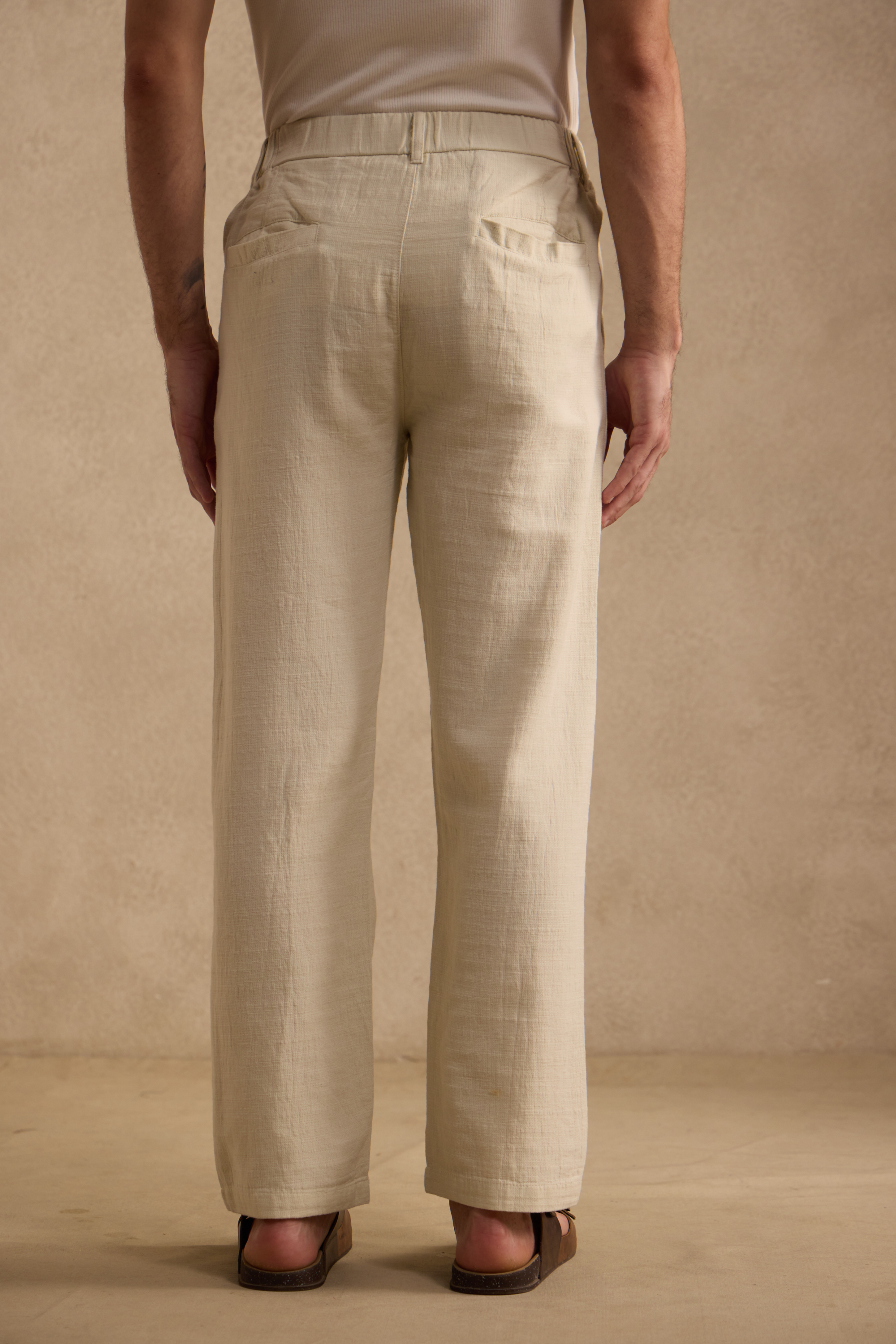 THE SEOUL LINEN PANTS IN LIGHT SAND