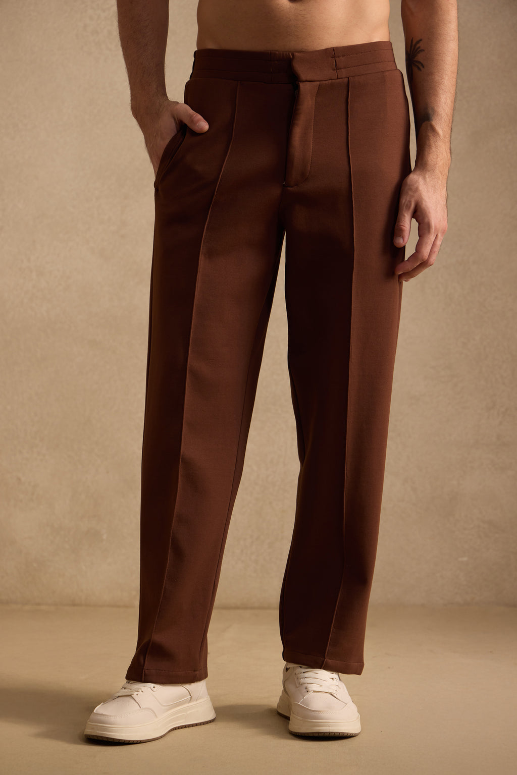EVRYDAE PIN TUCK PANTS