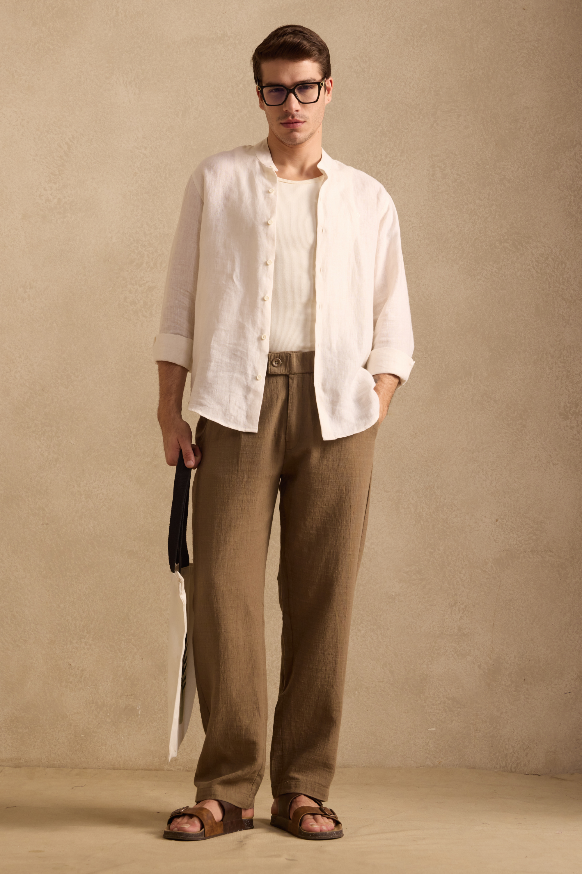 THE SEOUL LINEN PANTS IN TAUPE