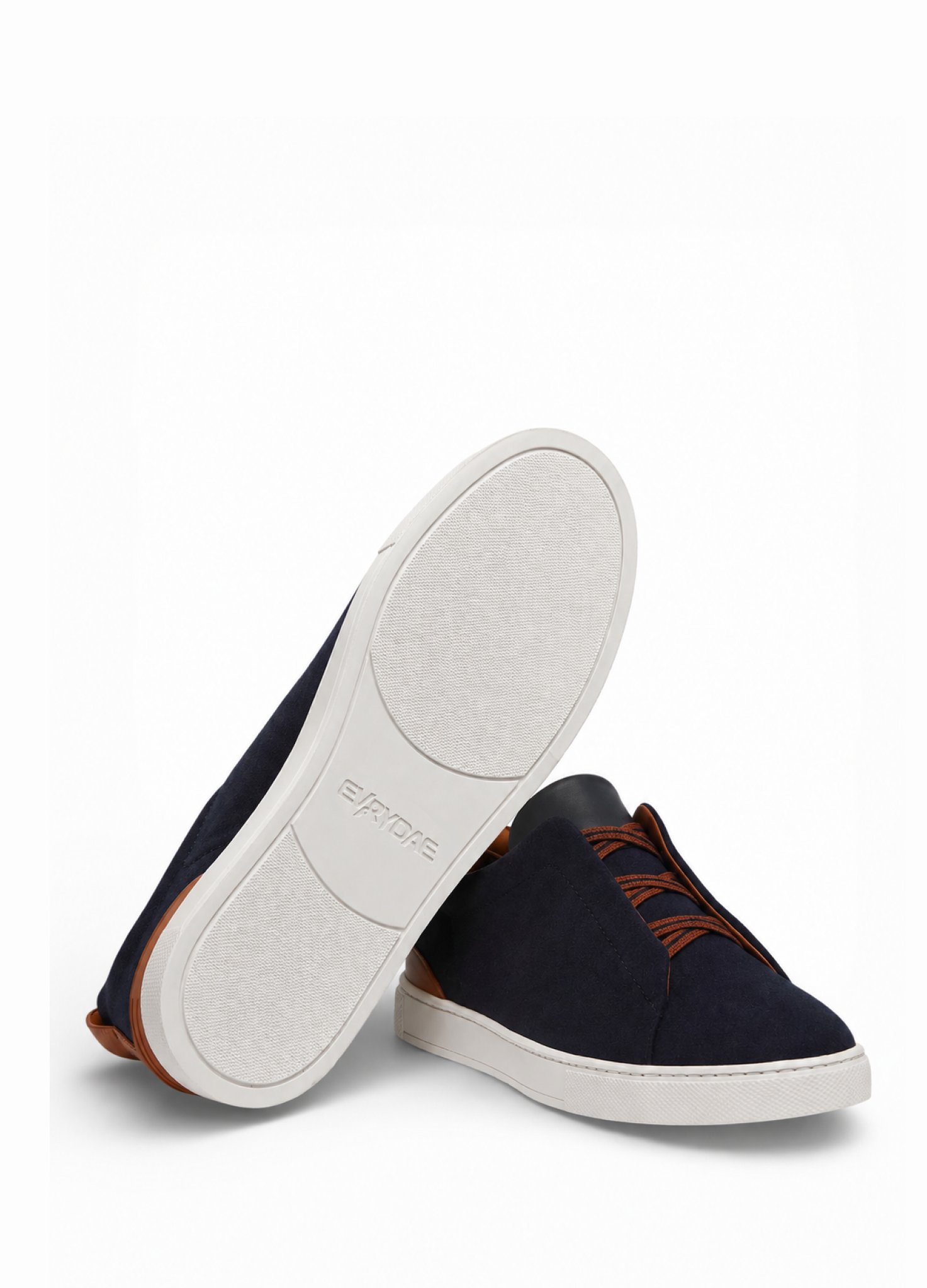 ICONIC TRIPPLE BAND SNEAKER