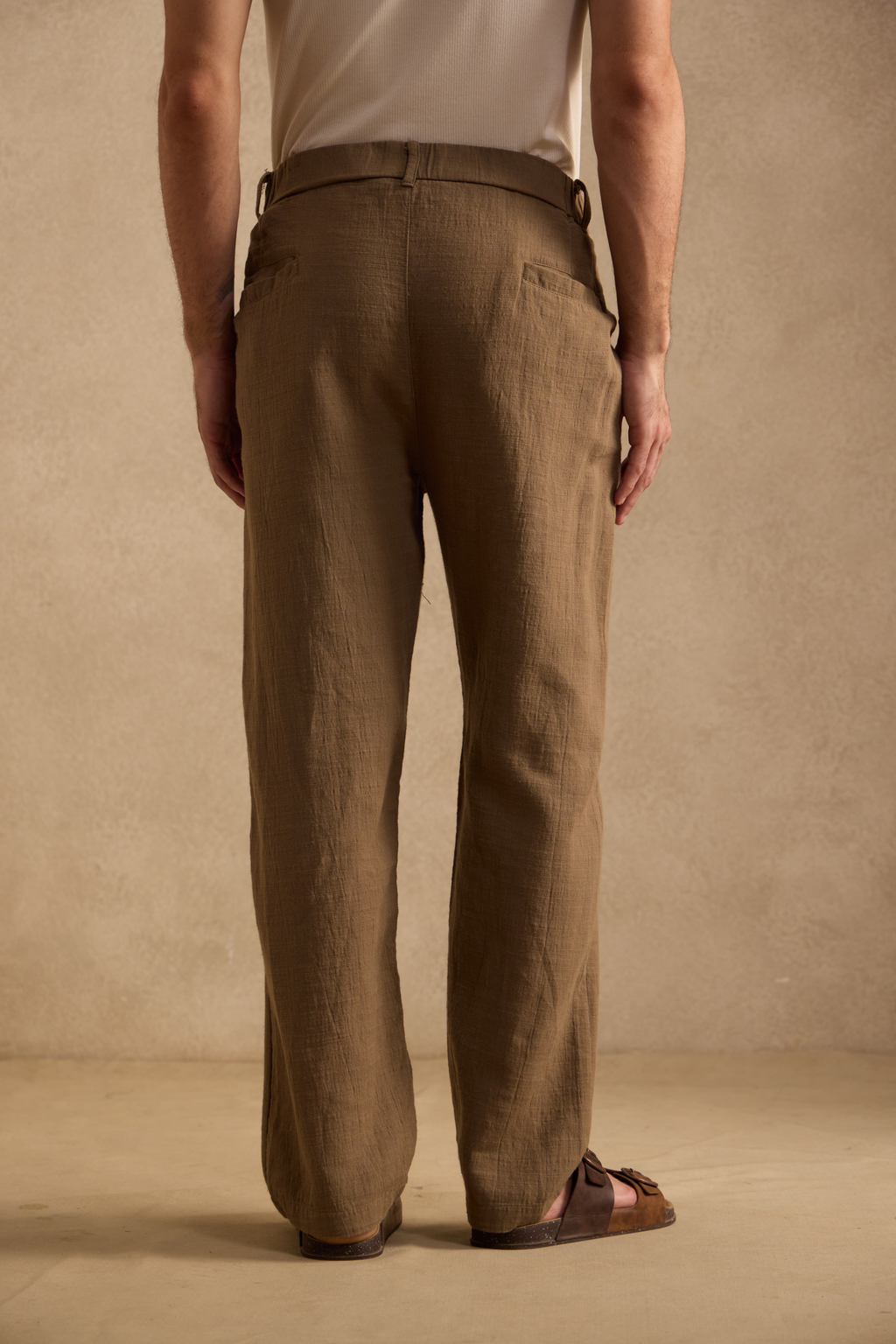 THE SEOUL LINEN PANTS IN TAUPE