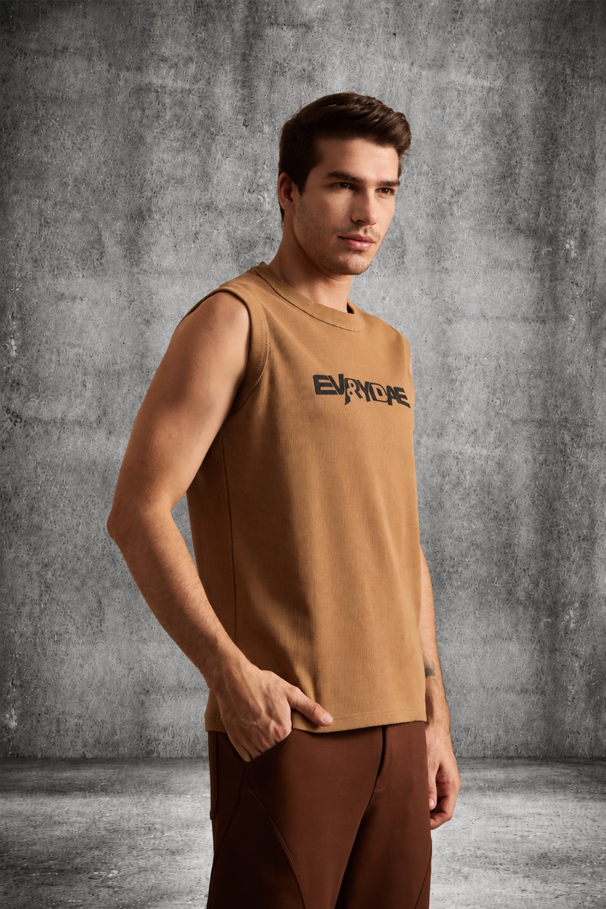 RIBBED MUSCLE TANK IN DESERT SAND