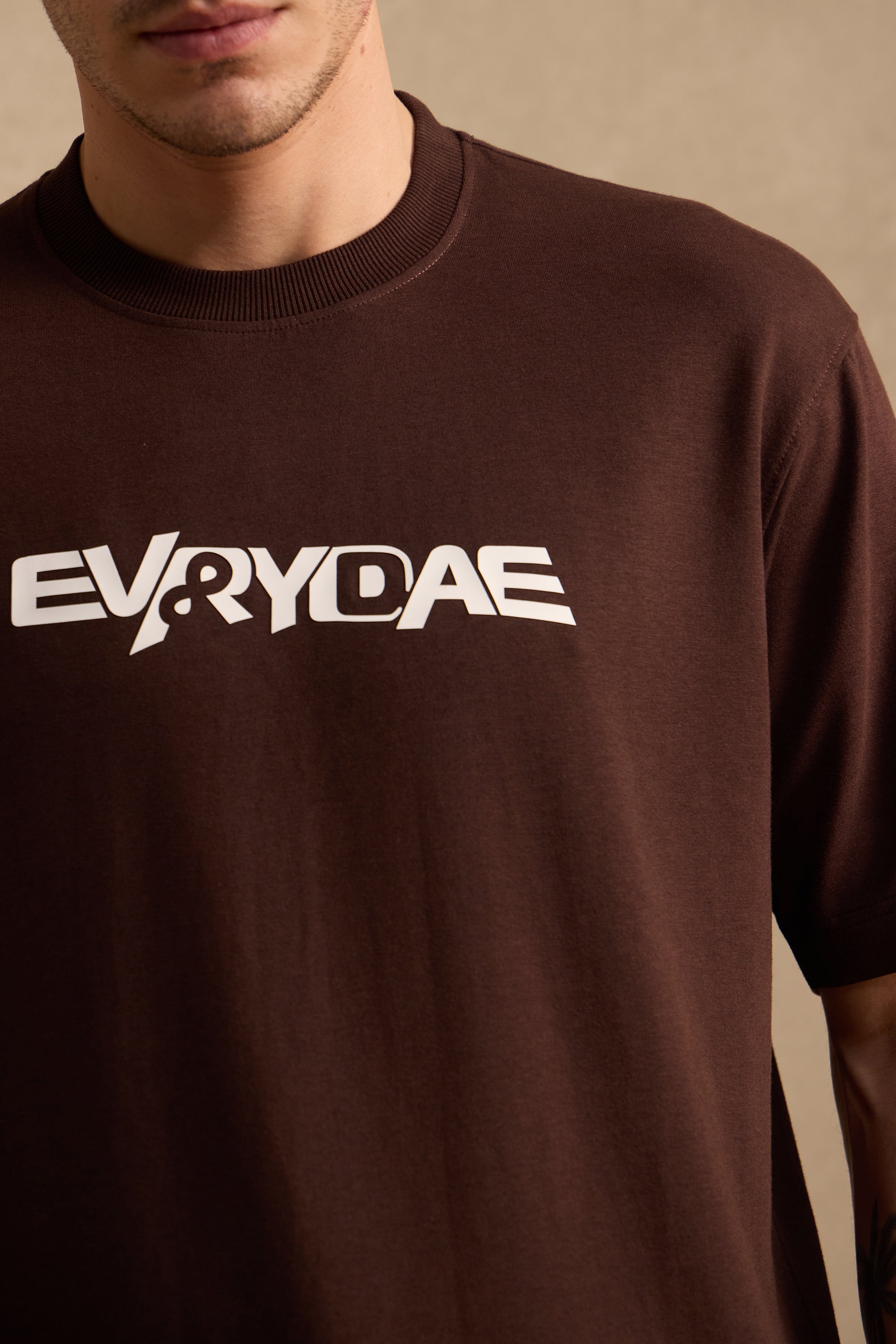 THE BAMBOO CREW NECK IN EXPRESSO BROWN