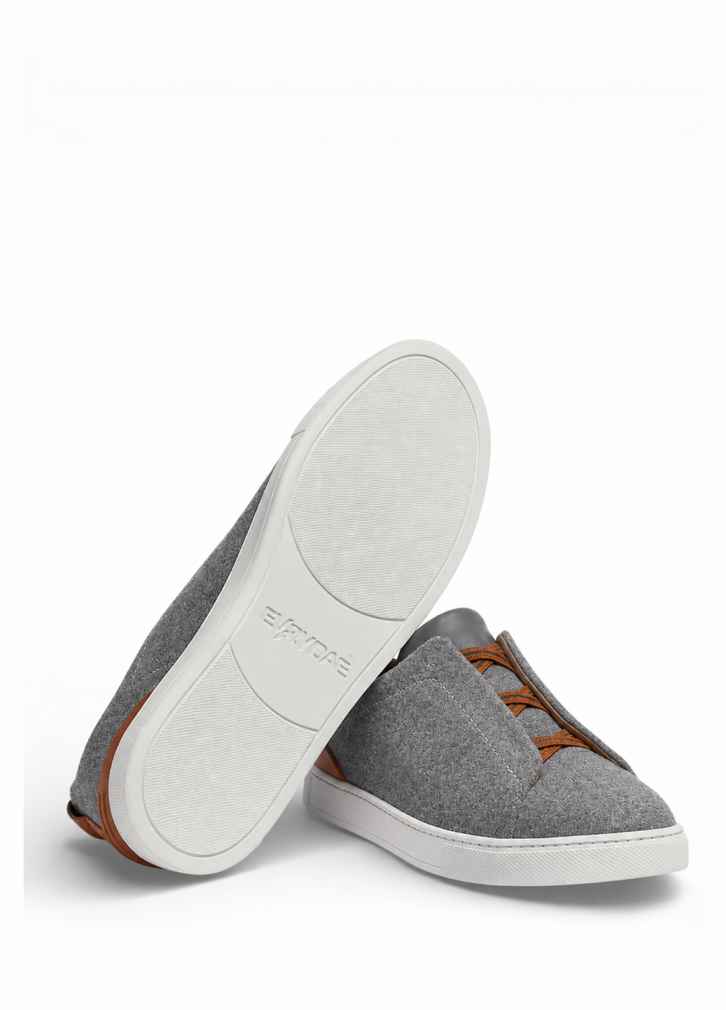 ICONIC TRIPPLE BAND SNEAKER