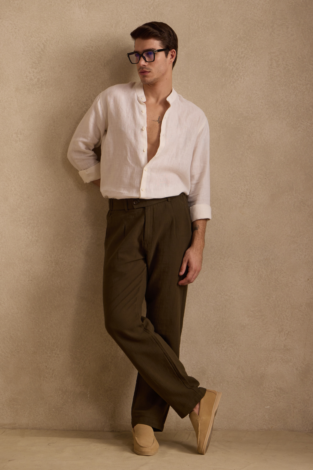 THE SEOUL LINEN PANTS IN DARK OLIVE