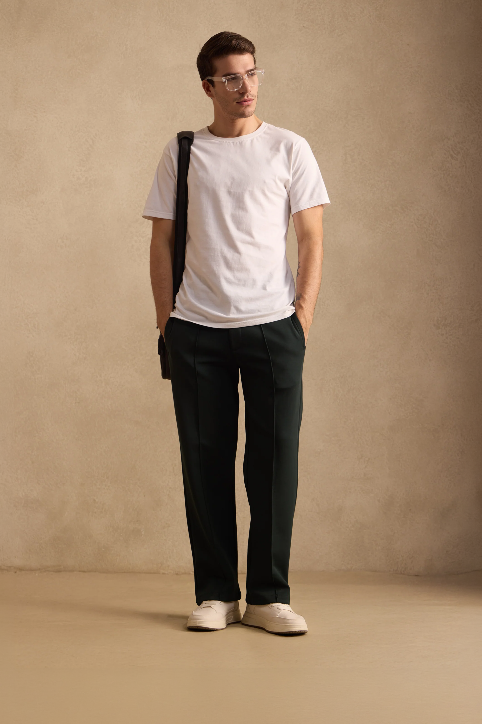 EVRYDAE PIN TUCK PANTS