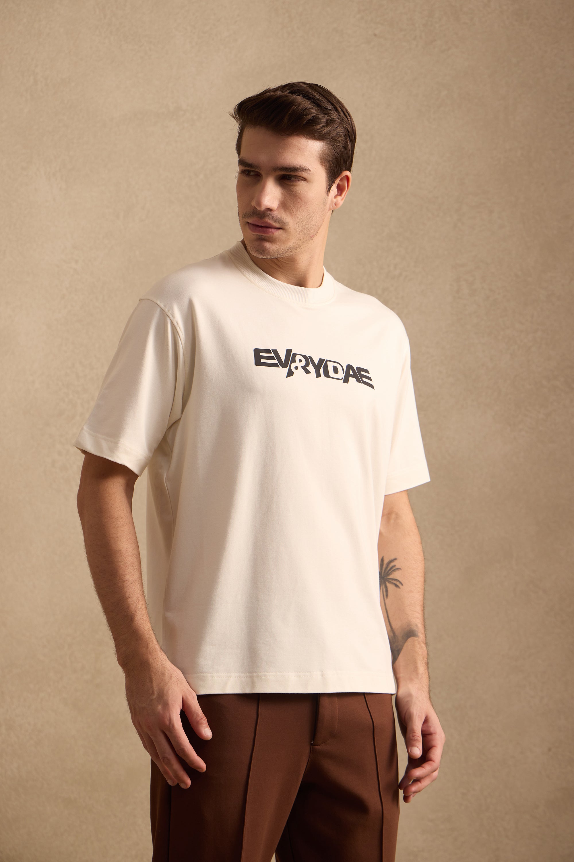 THE BAMBOO CREW TSHIRT IN OFF WHITE