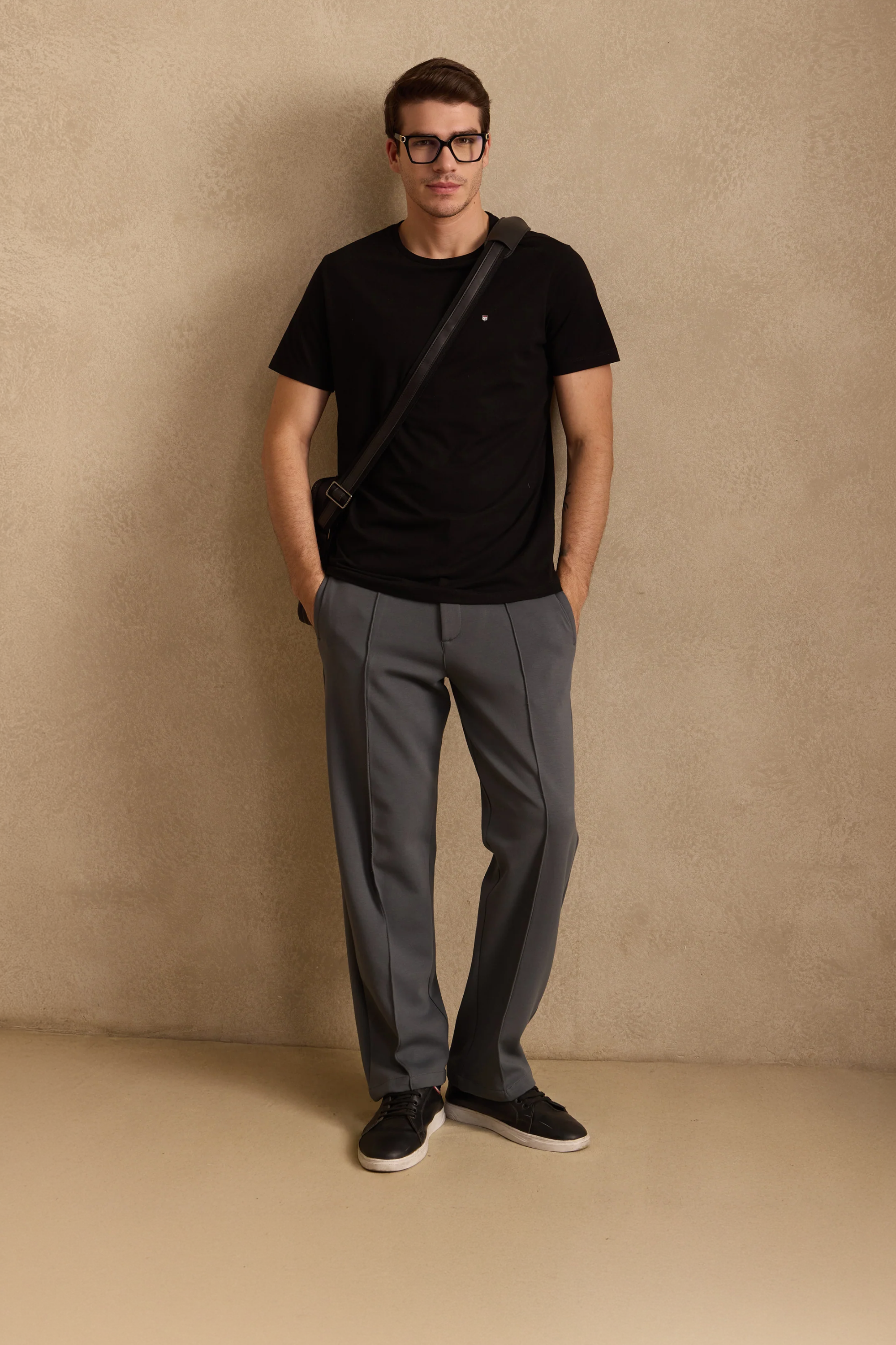 EVRYDAE PIN TUCK PANTS