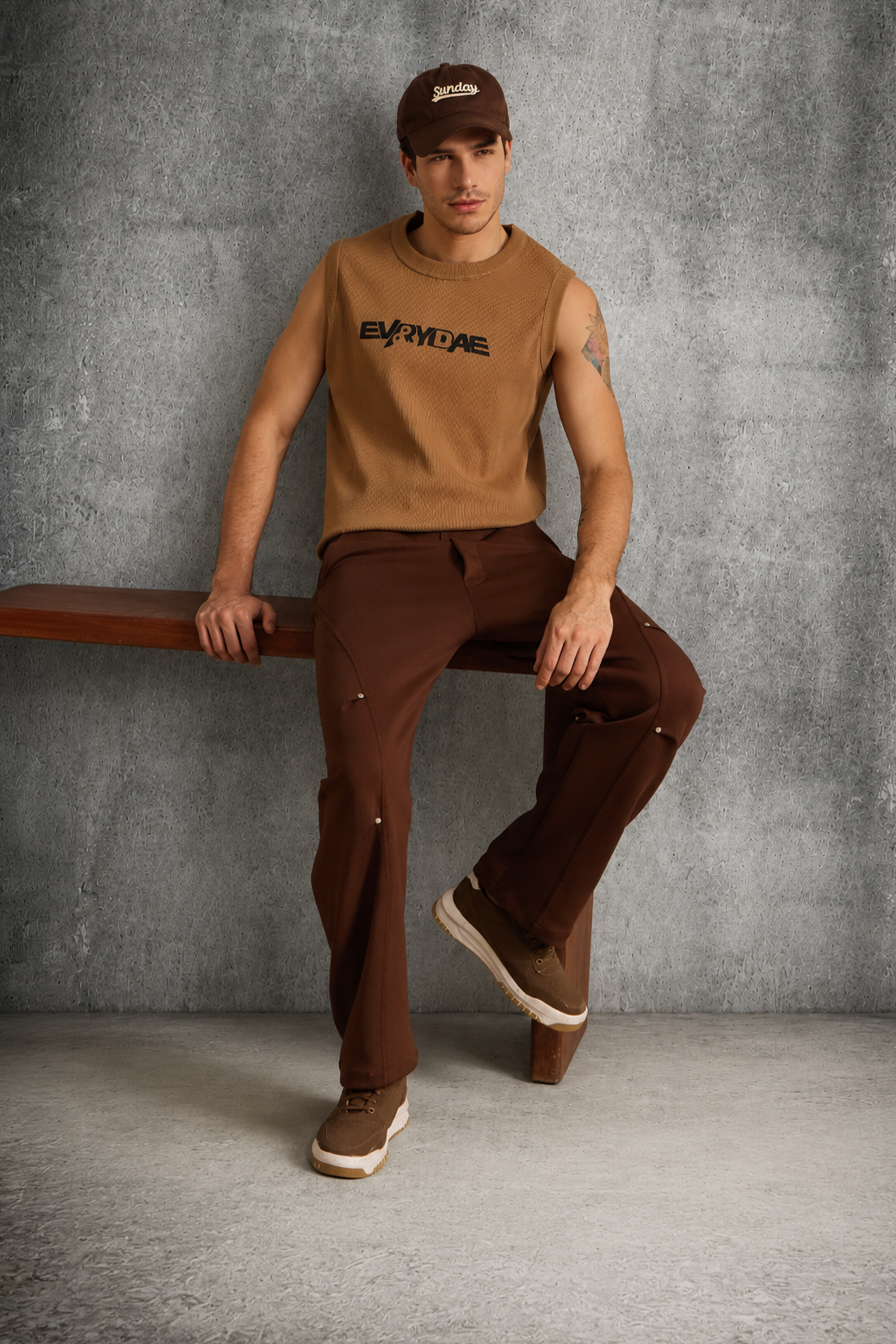 RIBBED MUSCLE TANK IN DESERT SAND
