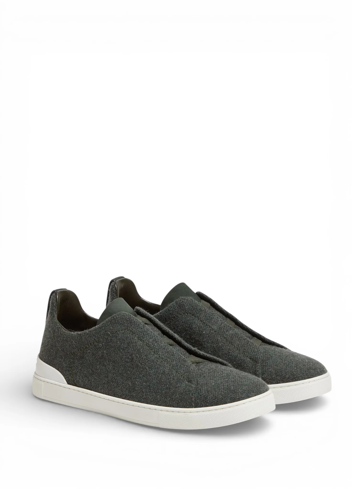 ICONIC TRIPPLE BAND SNEAKER