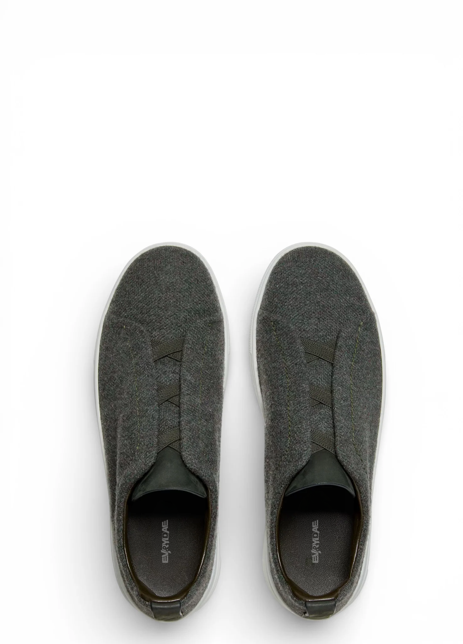 ICONIC TRIPPLE BAND SNEAKER