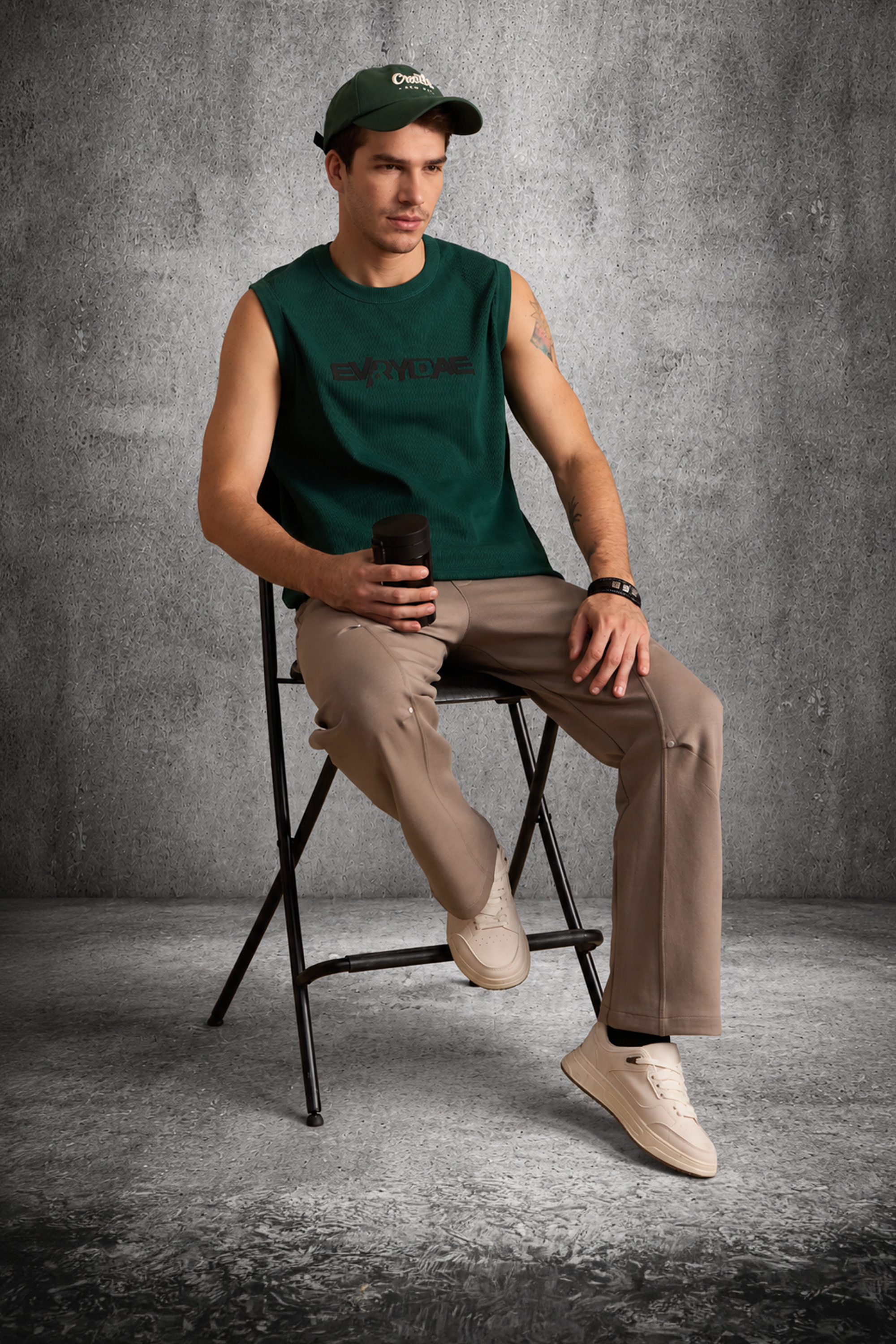 RIBBED MUSCLE TANK IN FOREST GREEN