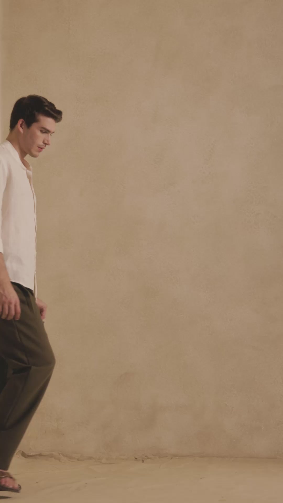 THE SEOUL PLEATED PANTS IN CHESTNUT