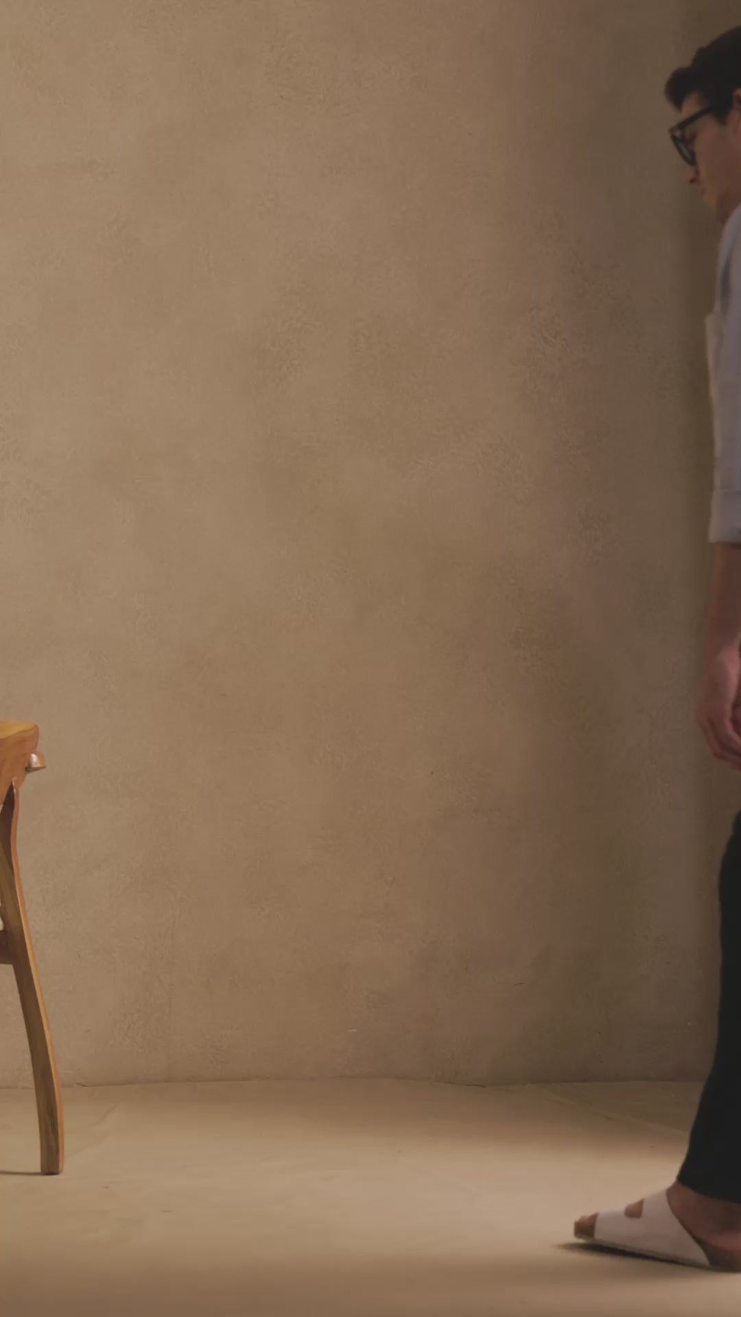 THE SEOUL LINEN PANTS IN DEEP BLACK